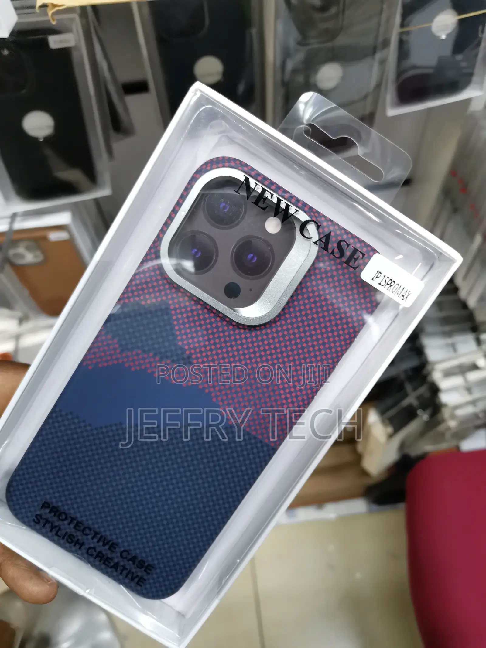 Karbon Hard Back Case With Magnet for iPhone 15 16 Pro Max