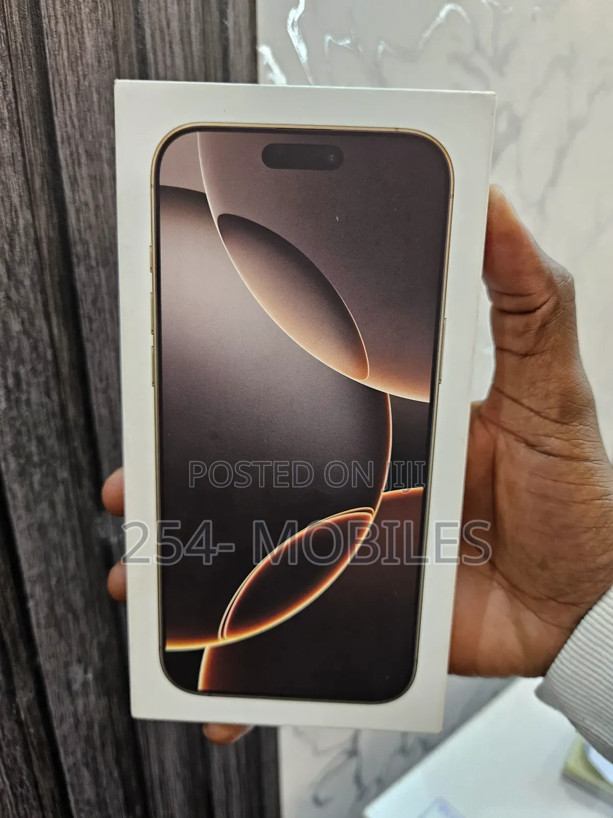 New Apple iPhone 16 Pro Max 256 GB Black