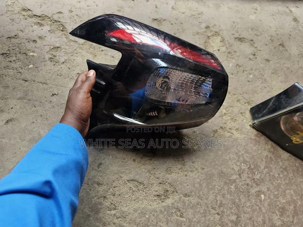 Taillight Sienta 2015