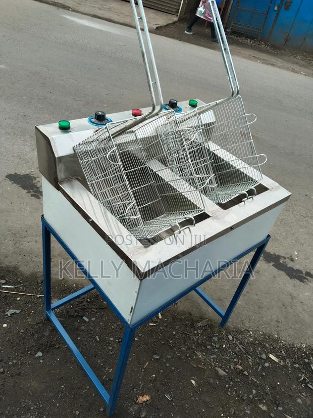 Double Chips Fryers With Stand - main view