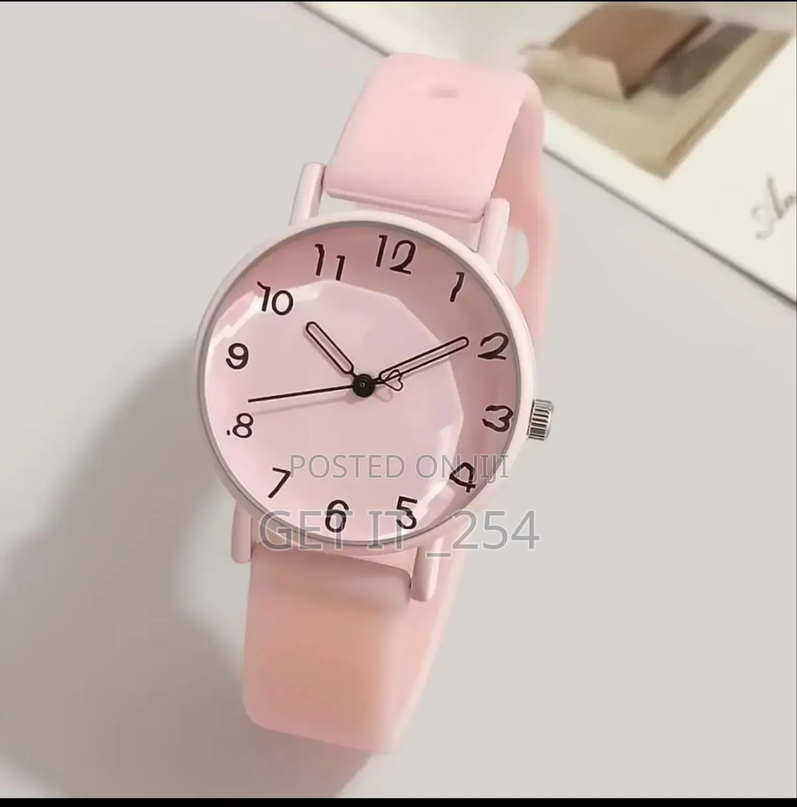 *Silicone Ladies Watch* *Pretty and Good Quality*