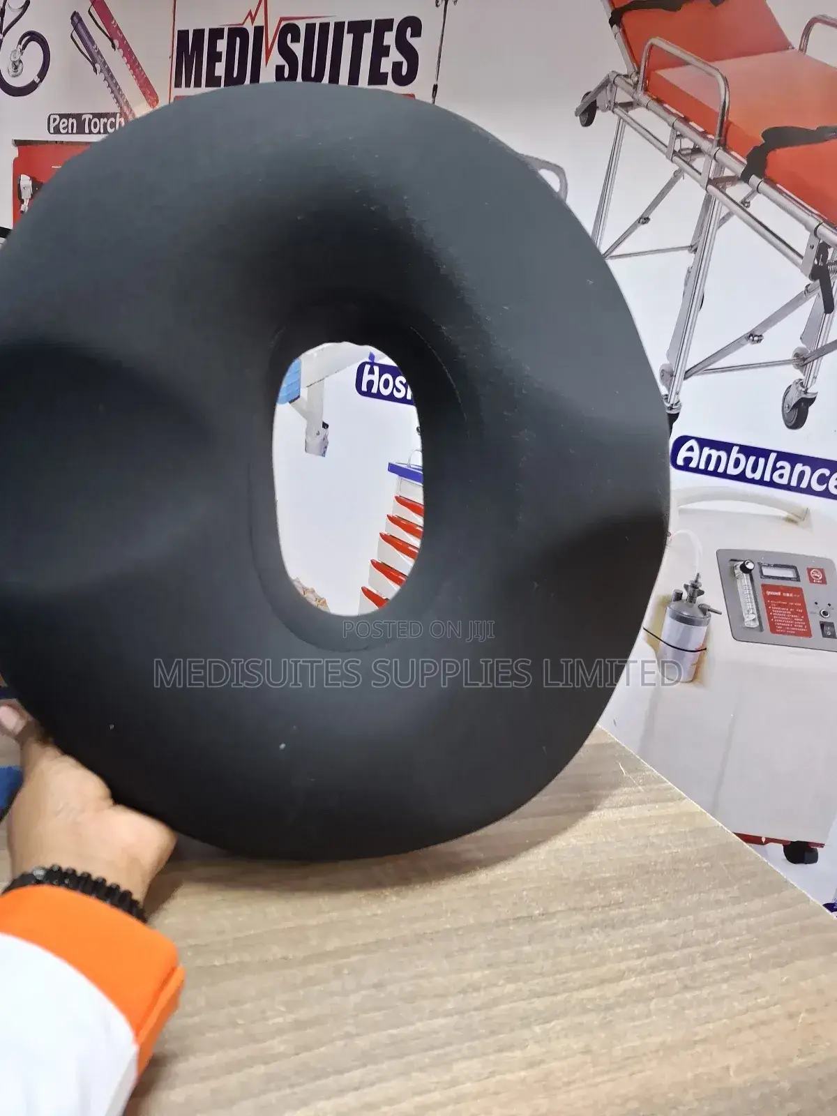 Donut Cushion/ Hemorrhoid Cushion