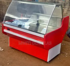 Reflective Meat Chiller Display