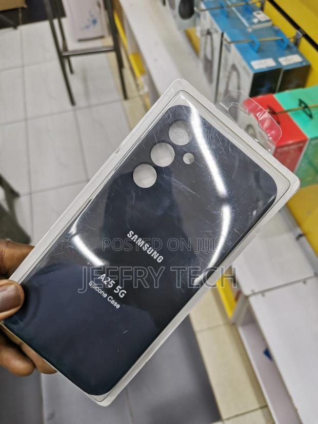 Samsung Galaxy A25 5G Silicon Protective Back Cover With Cam - thumbnail 3