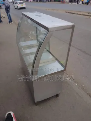 Curved Food Warmer Display