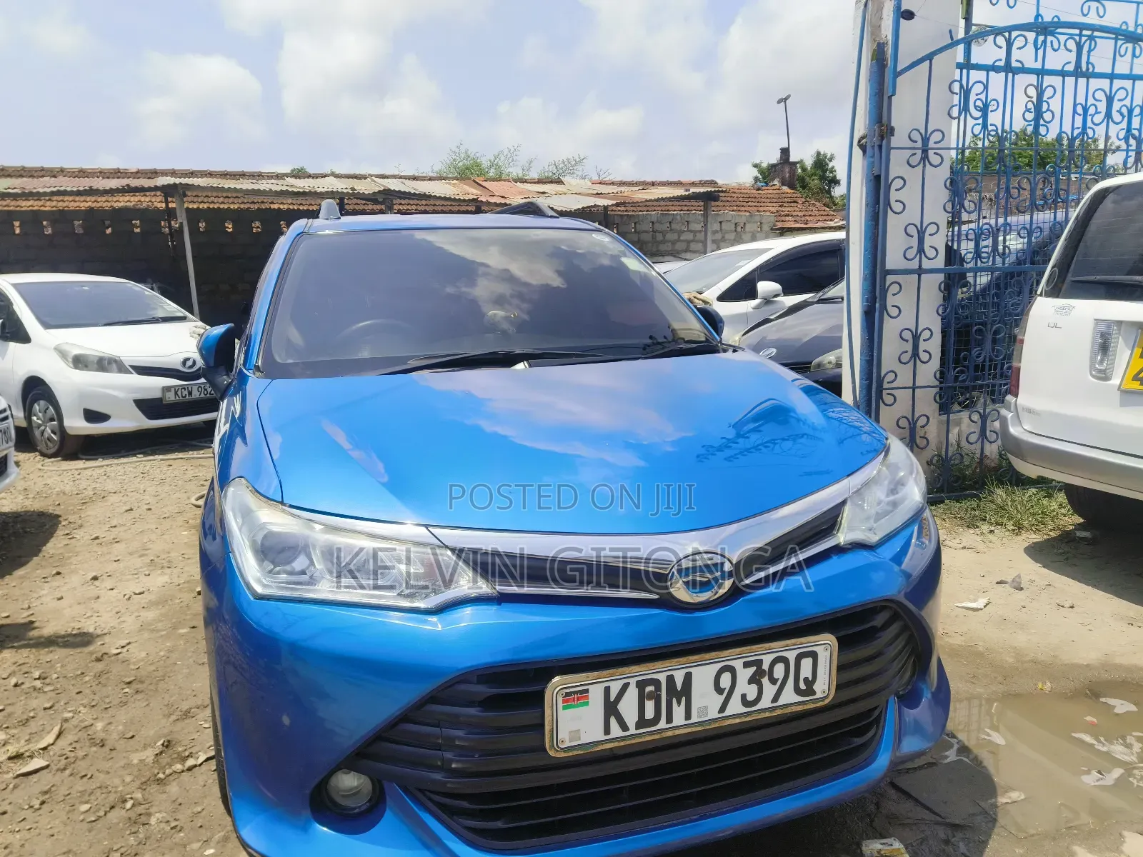 Toyota Corolla Fielder 2017 Blue