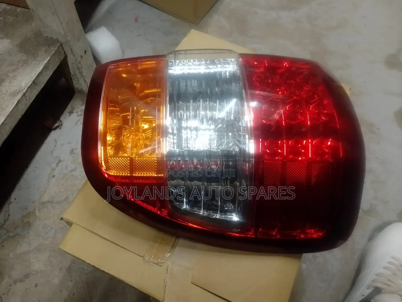 Landcruiser Prado 100 Series Body Tail Lamp