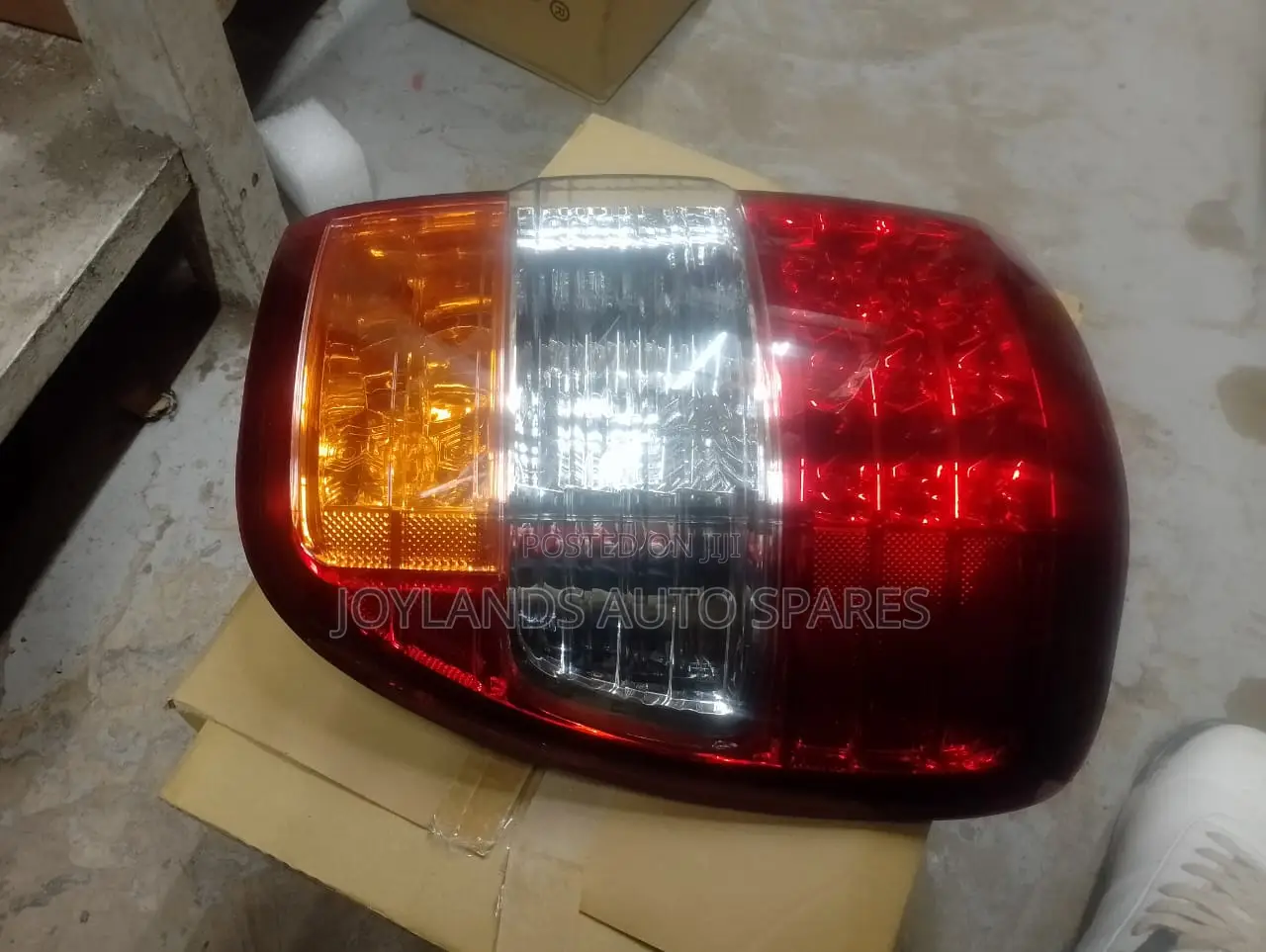 Landcruiser Prado 100 Series Body Tail Lamp