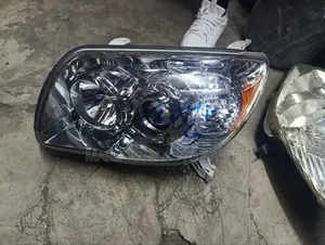 Toyota Surf Headlight Non Zenon