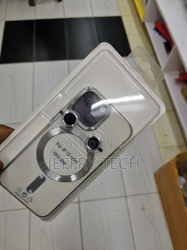 Case for iPhone 13 Mini Compatible With Magsafe - thumbnail 3