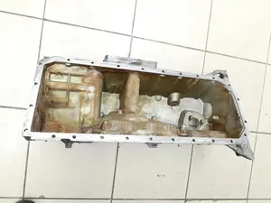 Engine Oil Pan BMW X3 E83 X5 E53 11137519432 7519432