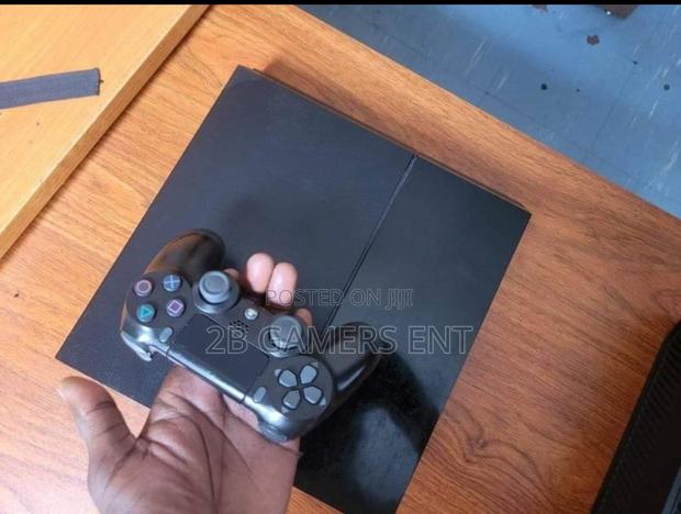 Chipped 500gb Ps4 STD - thumbnail 4