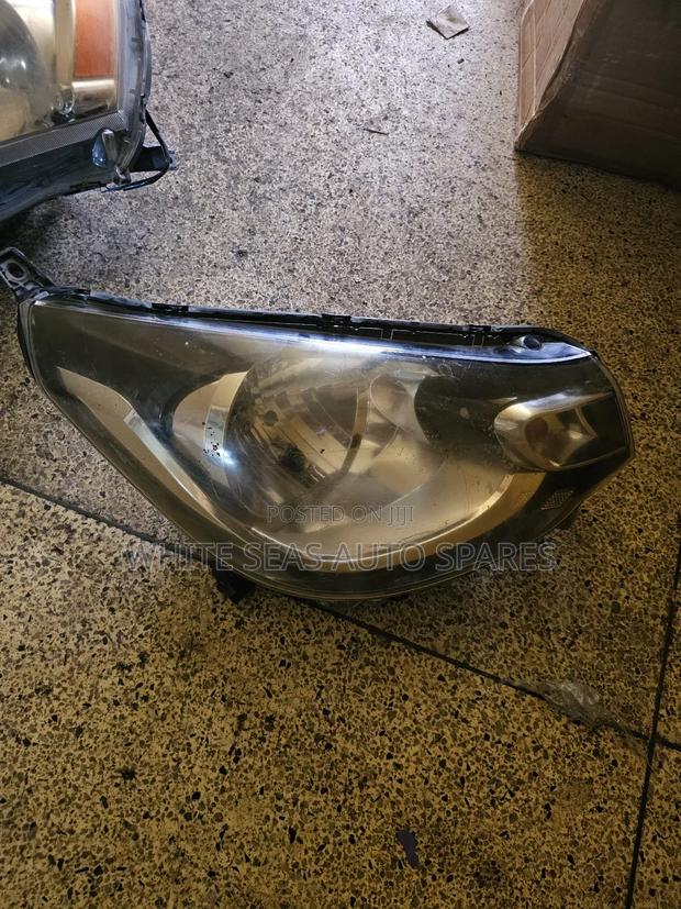 Headlight Suzuki EK Wagon