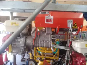 Concrete Hoist/Crane Machine