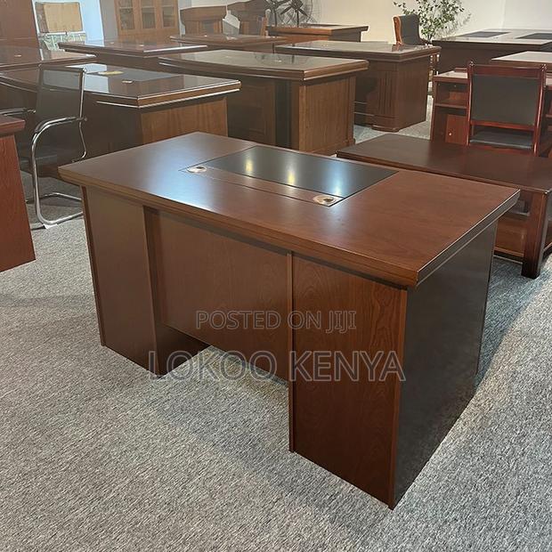 Office Desk:1.2M X 0.6M Executive Desk With Storage