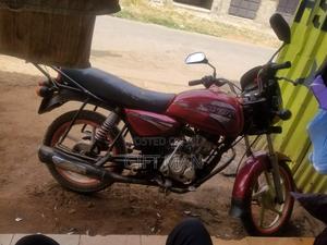 Bajaj Boxer 2020 Red - main view