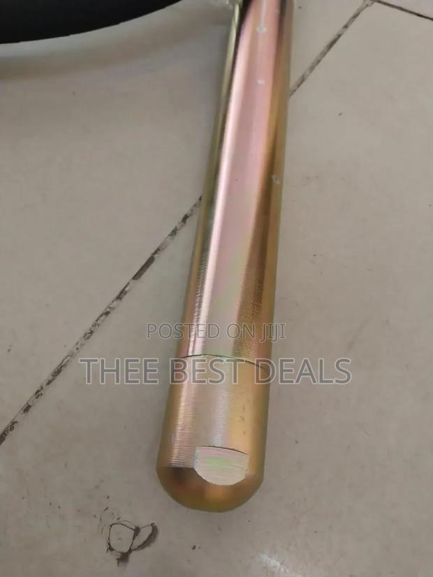 Concrete Poker Shaft - thumbnail 2