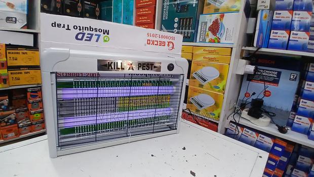 LED Mosquito Killer Electric Pest Killer Uv Light Shock - thumbnail 2