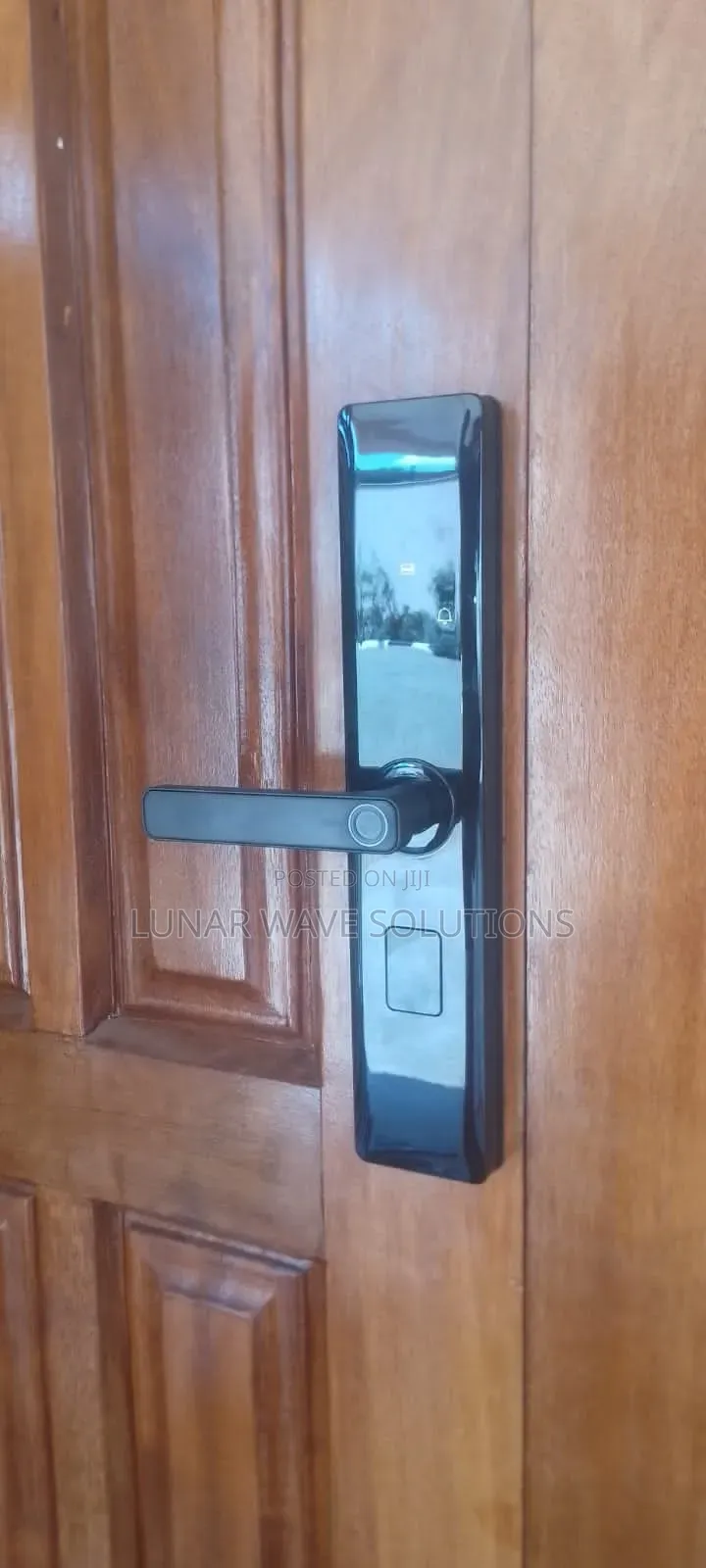 Smartlock Top Security for Apartment, Office and BNB