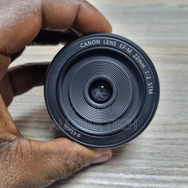 Canon Ef-M 22mm F/2 STM Lens