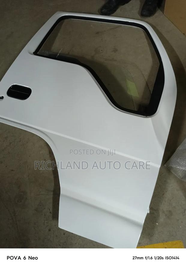 Isuzu 4.3 Front Door - main view
