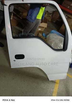 Isuzu 4.3 Front Door