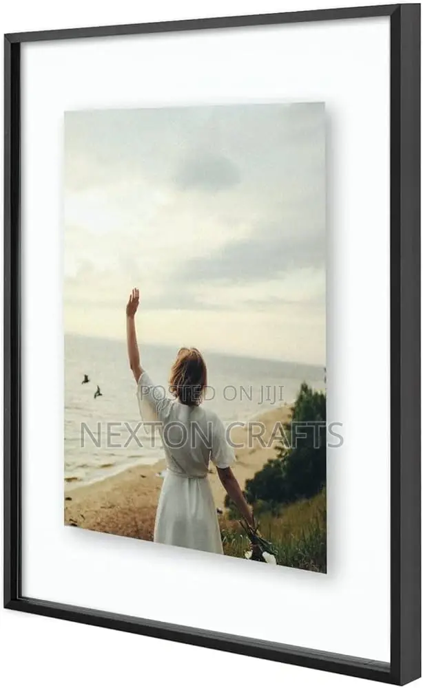 Frametory, Floating Picture Frame