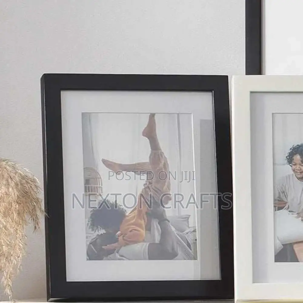 White Frame | Black Photo Frames