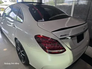 Mercedes-Benz GLC-Class 2018 White