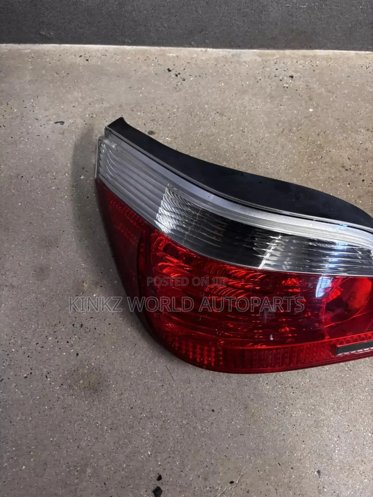 Genuine BMW E60 5-Series Rear Tail Light Set Oem 204-2010