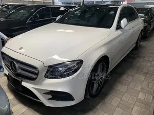 Mercedes-Benz E220 2017 White
