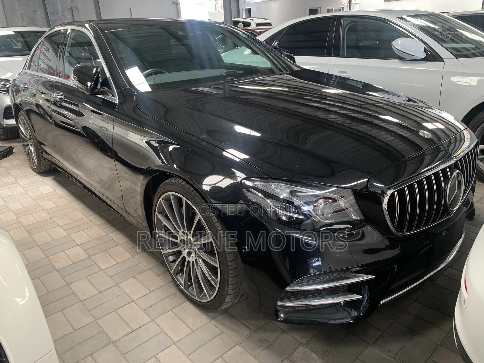 Mercedes-Benz E220 2017 Black