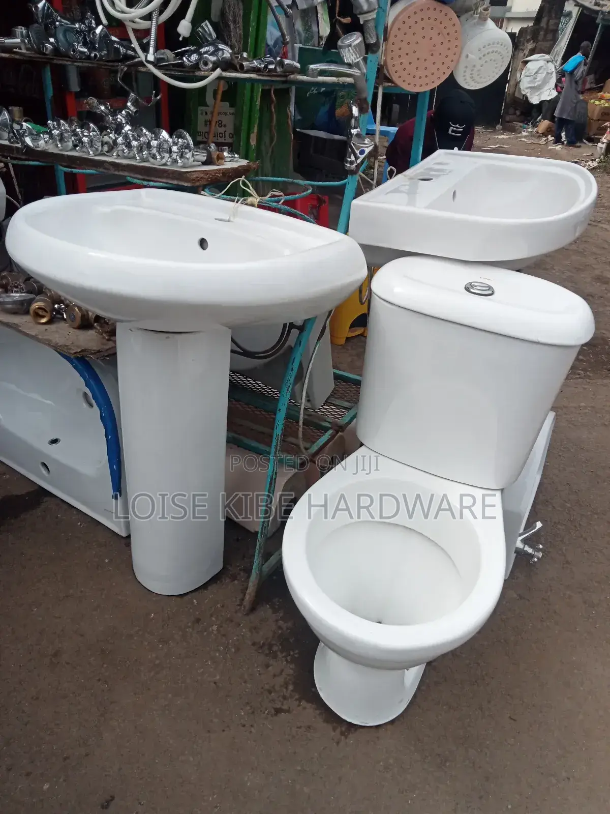 Good Condition X UK Set Toilets