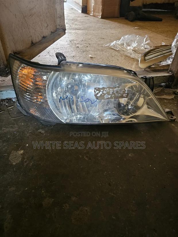 Headlight Vista