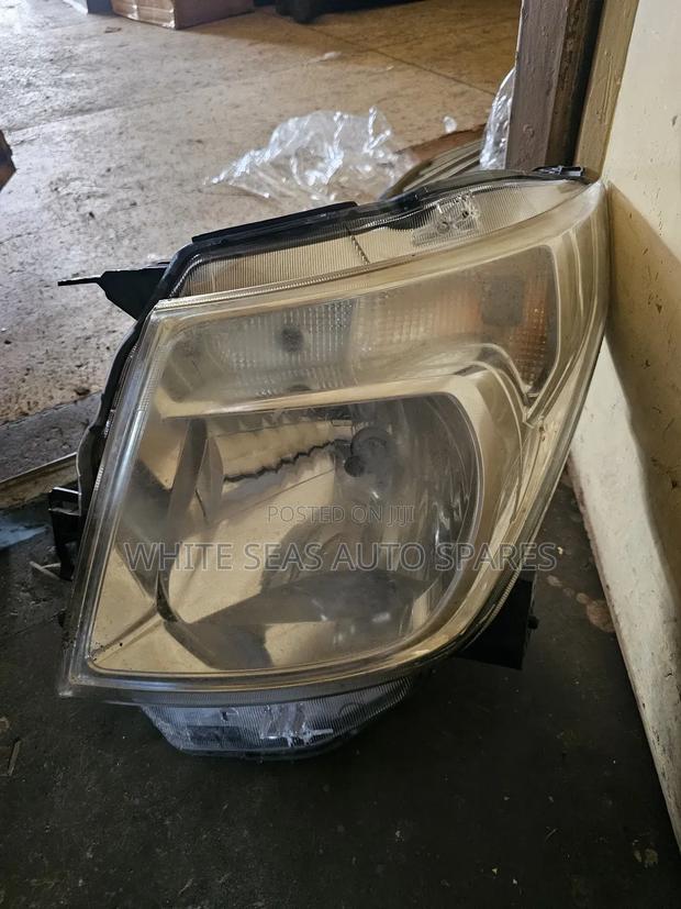 Wagon R 2015 Headlight