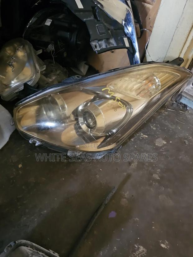 Headlight Wish 2005 Zenon