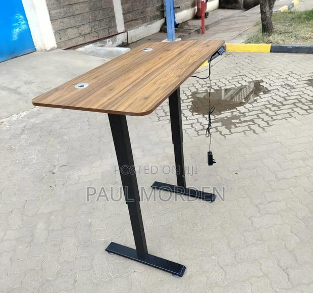 Electric Adjustable Table 1.2m