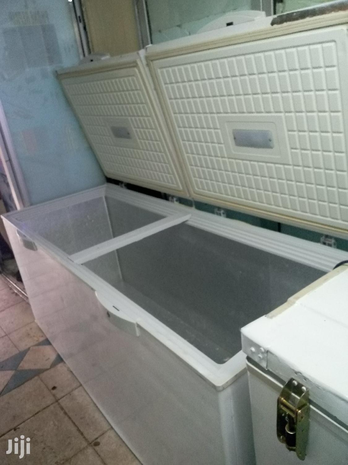 700 Litres Deep Freezer
