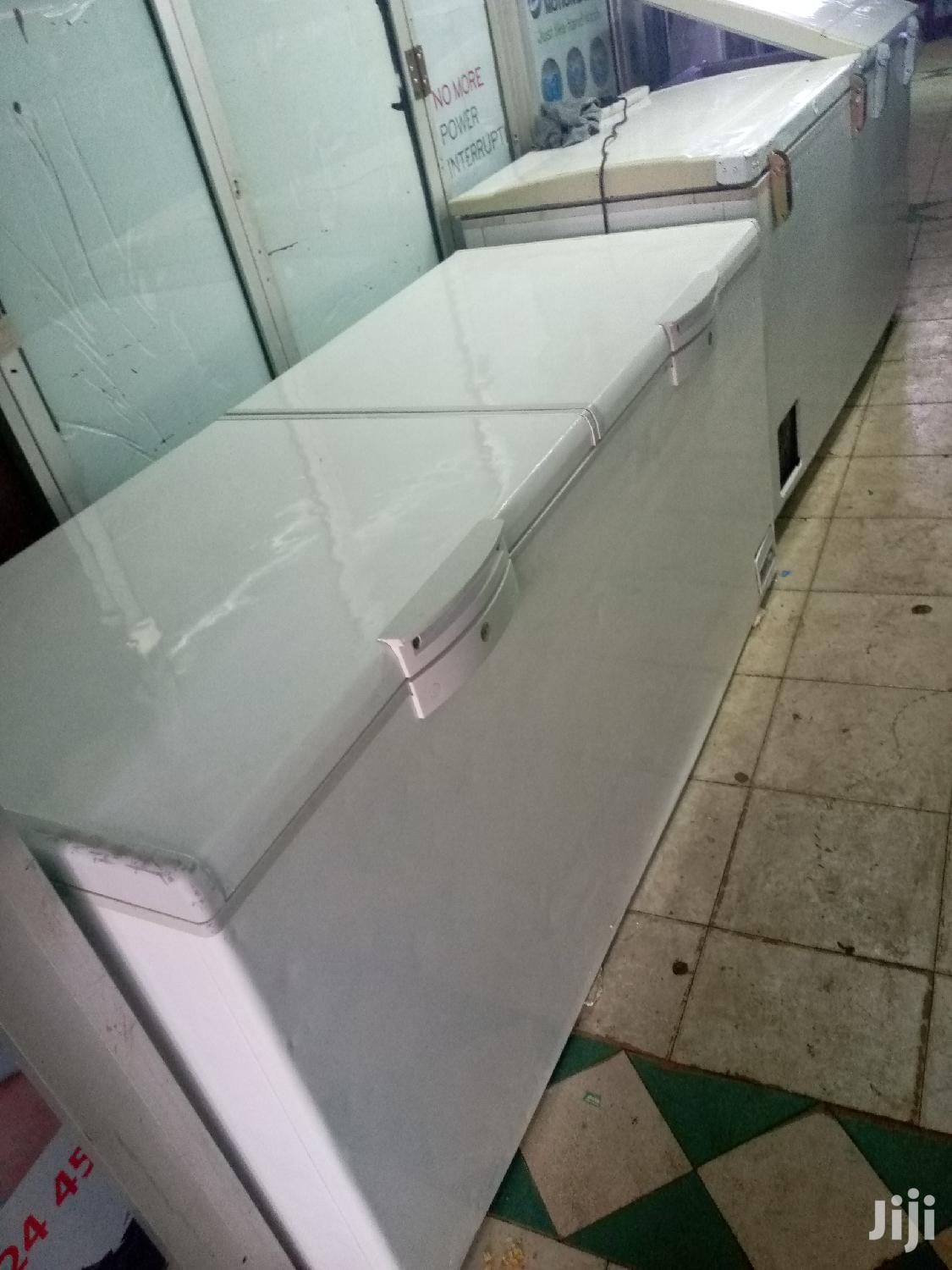 700 Litres Deep Freezer