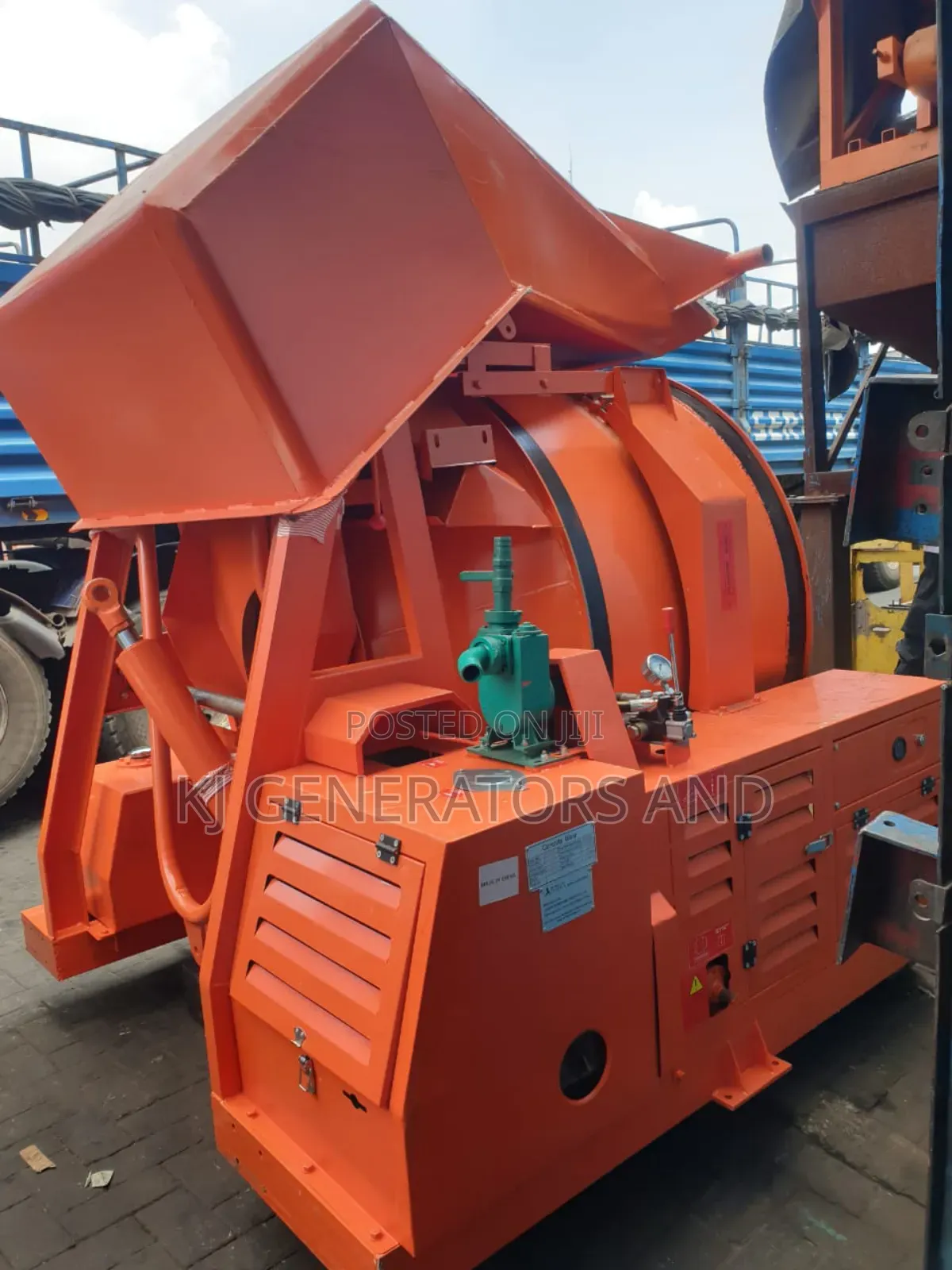Diesel Powered Self Loader (Mixer 560l).