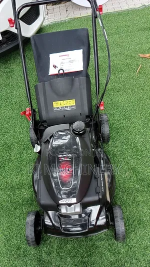 Honda Self-Propelled Lawn Mowers in Stock.