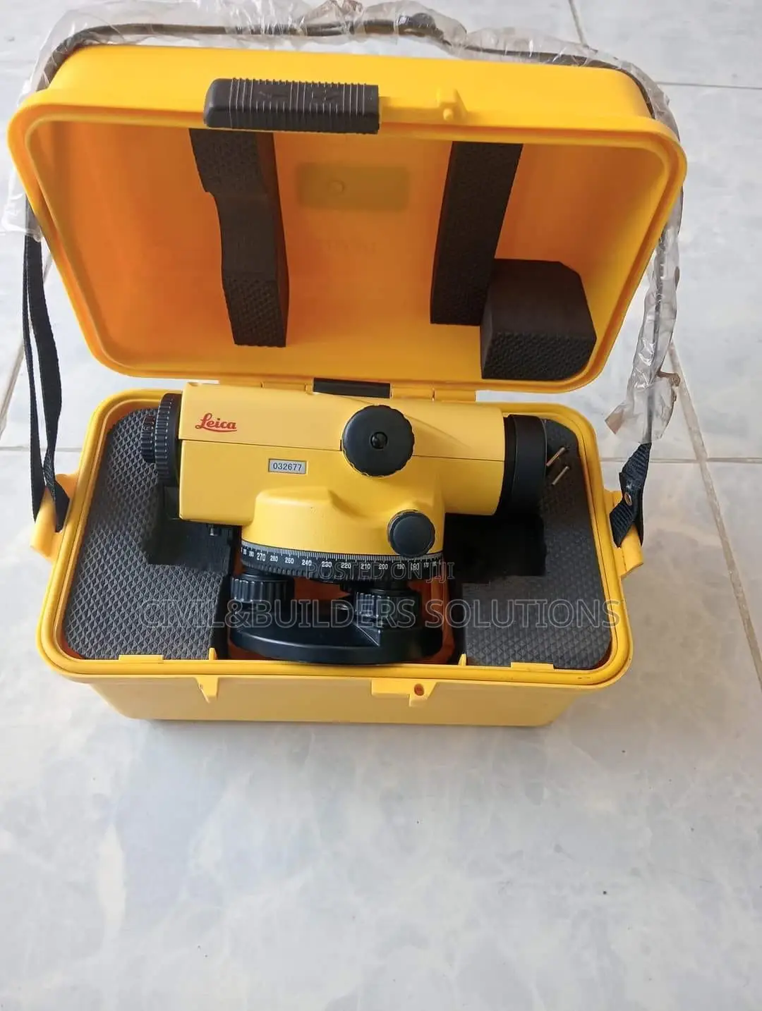 Precision Leica Dumpy Level