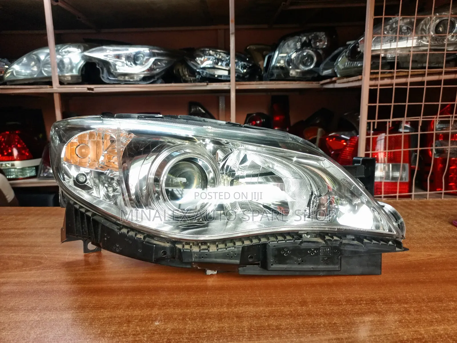 Subaru N14 Zenon Right Hand Side Front Light Complete