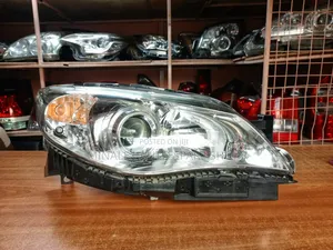 Subaru N14 Zenon Right Hand Side Front Light Complete