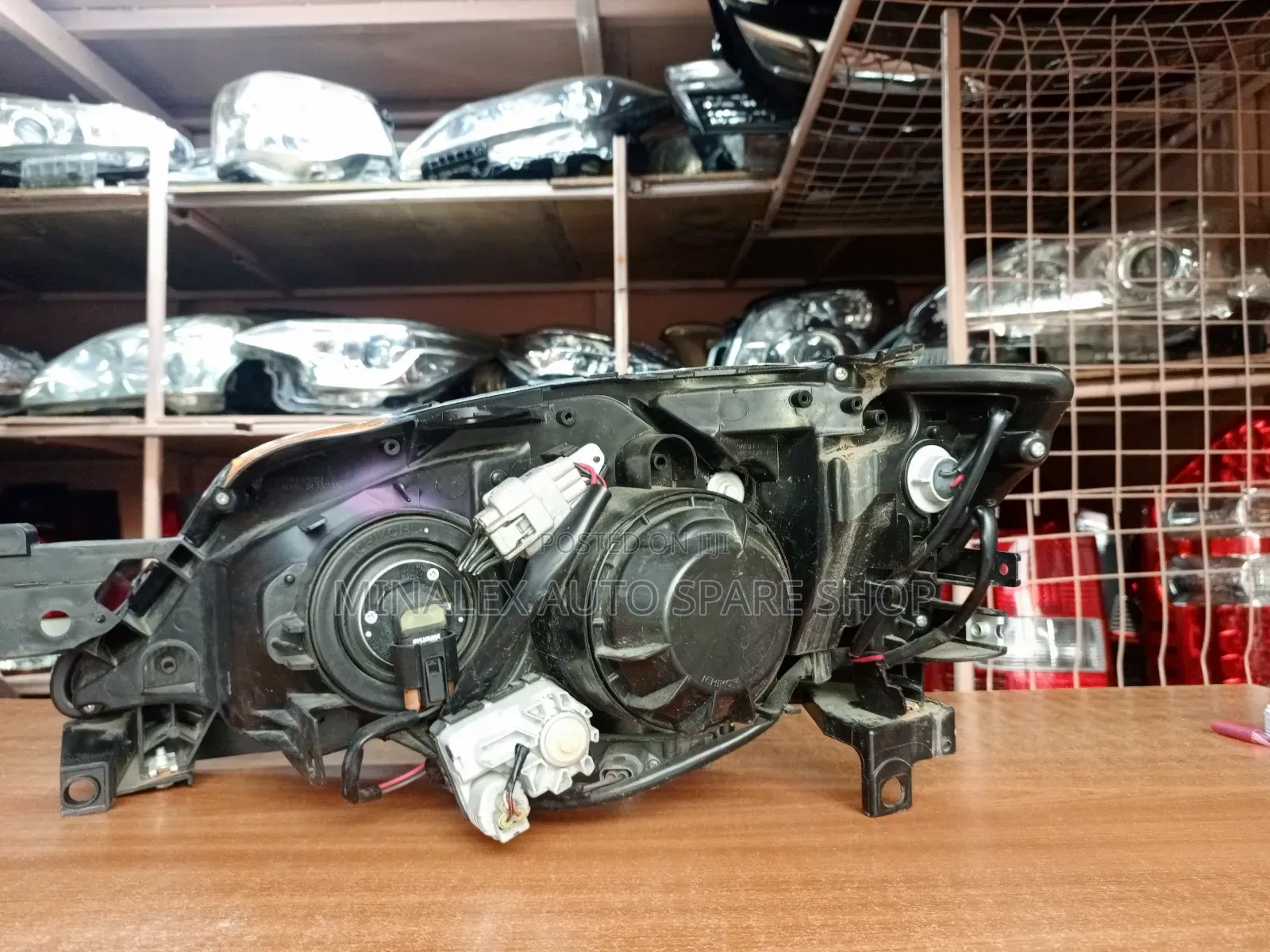 Subaru N14 Zenon Right Hand Side Front Light Complete