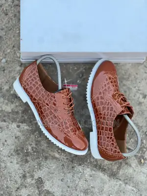Brogues White Sole