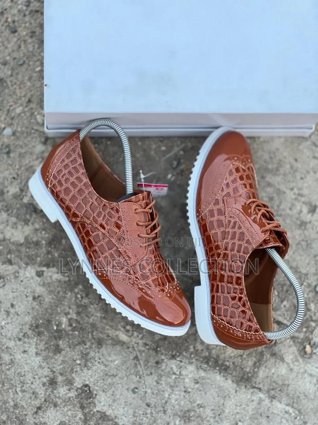 Brogues White Sole - main view