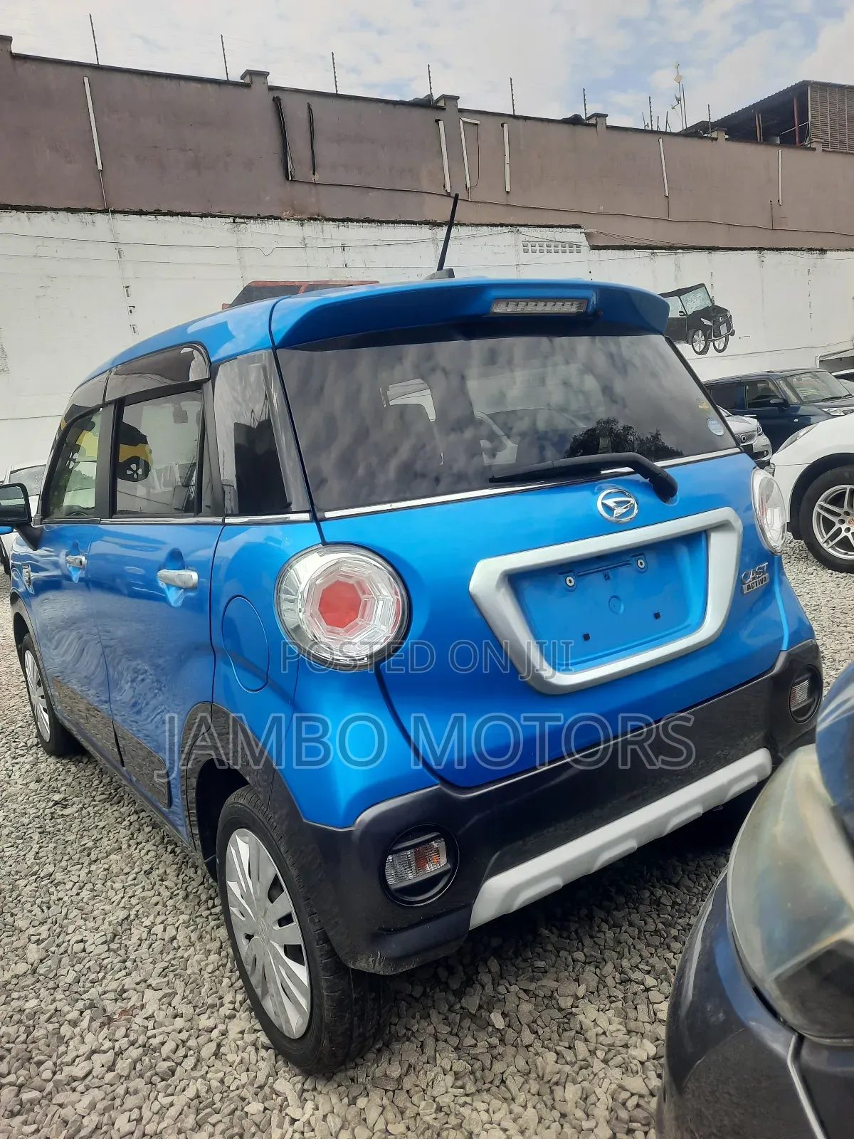 Daihatsu Cast 660 FWD 2017 Blue
