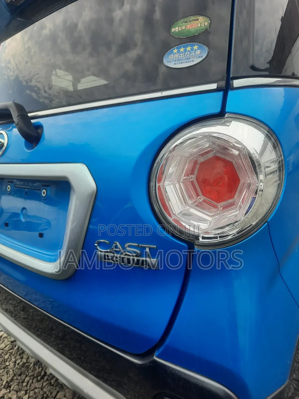 Daihatsu Cast 660 FWD 2017 Blue