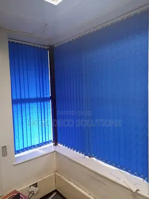 Chic Vertical Window Blinds